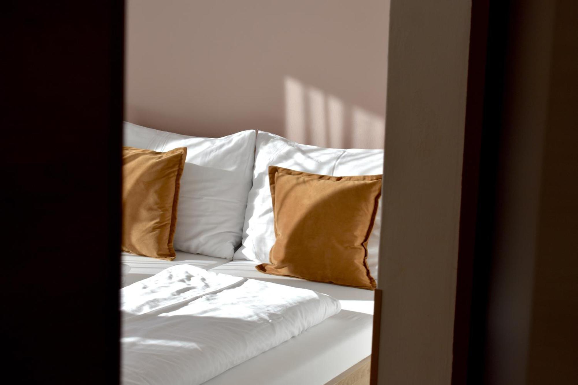 Amoria Secret Escape Woerthersee - Adults Only Wellness & Self Check-In Krumpendorf Екстериор снимка